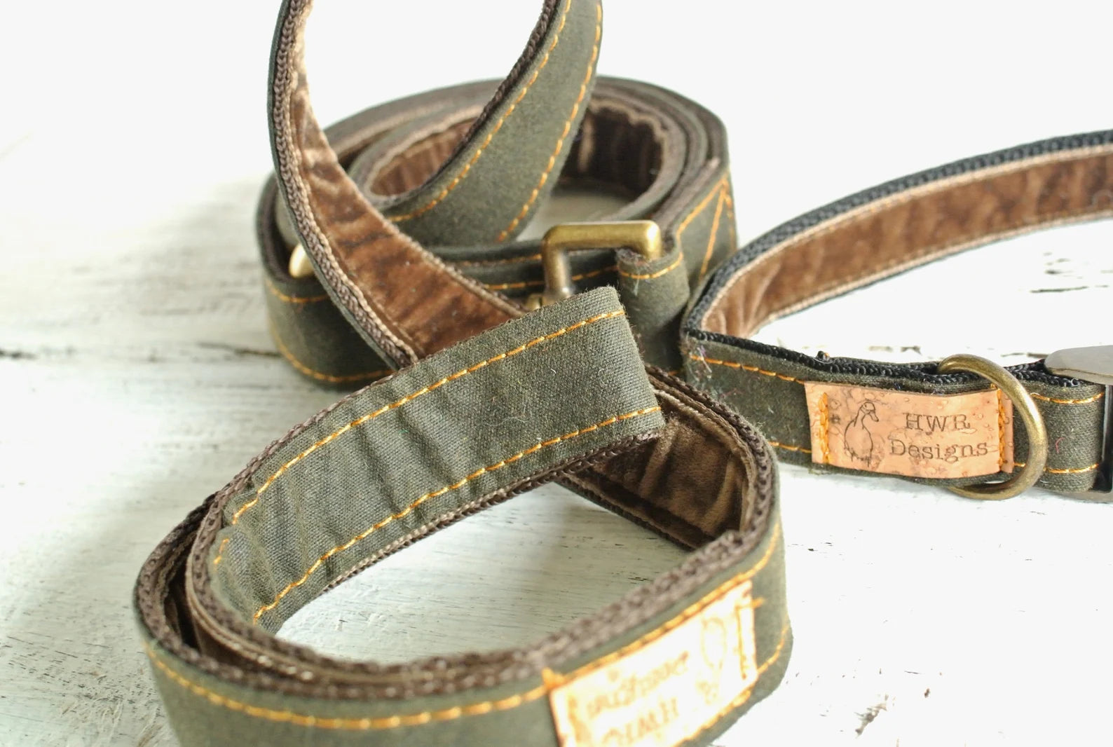Green Waxed Cotton Dog Lead: British Country Style Leash - Small